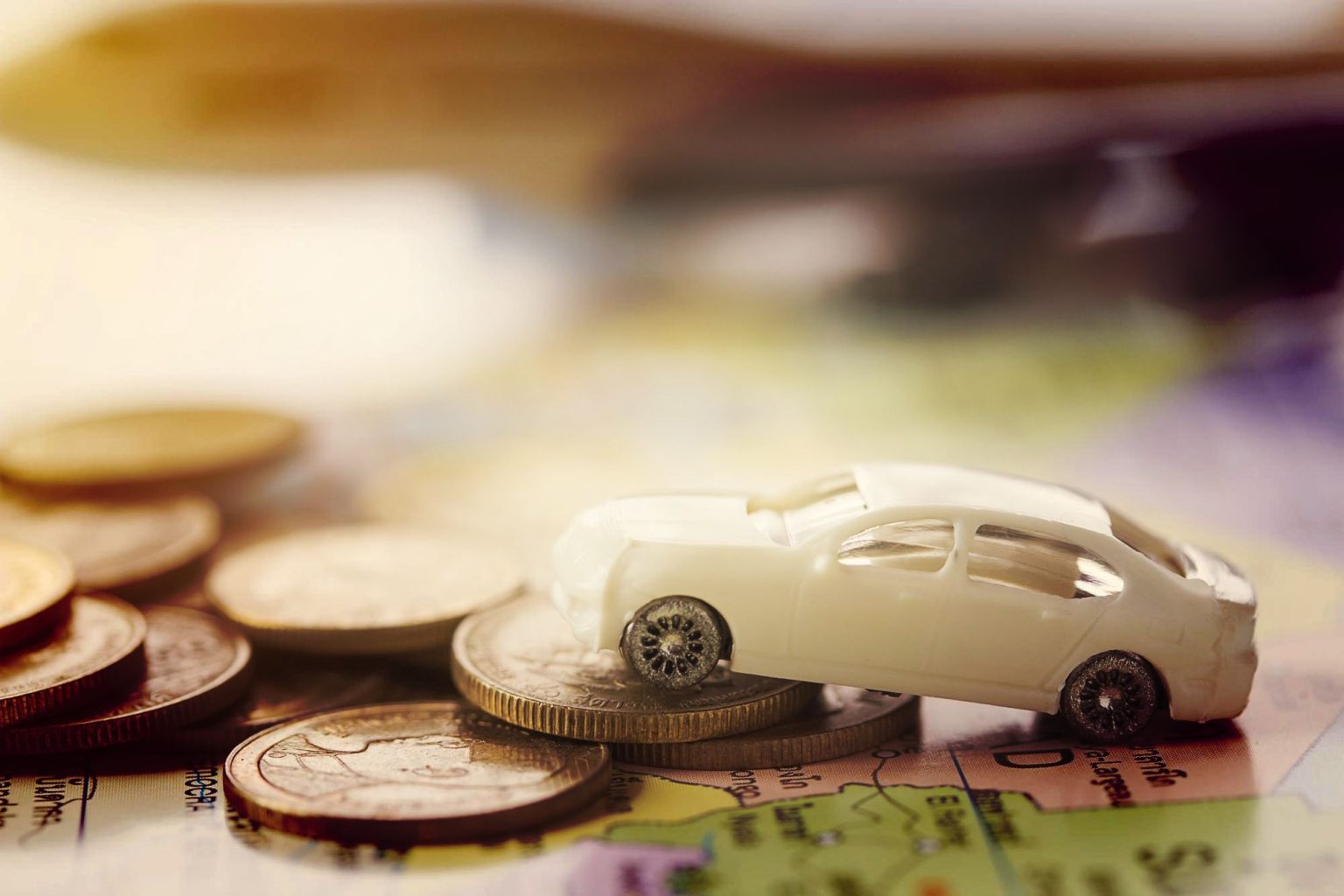 carte verte : image de la carte verte d'assurance auto sur un pare-brise